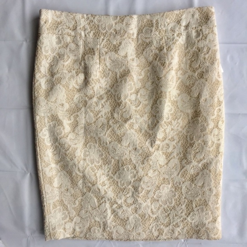 NWT Cynthia Rowley Lace Pencil Skirt Size 4